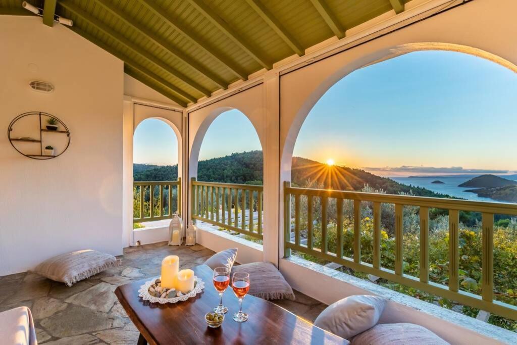 Nina-Myrtia Countryside House Skopelos Ditropo Exterior photo
