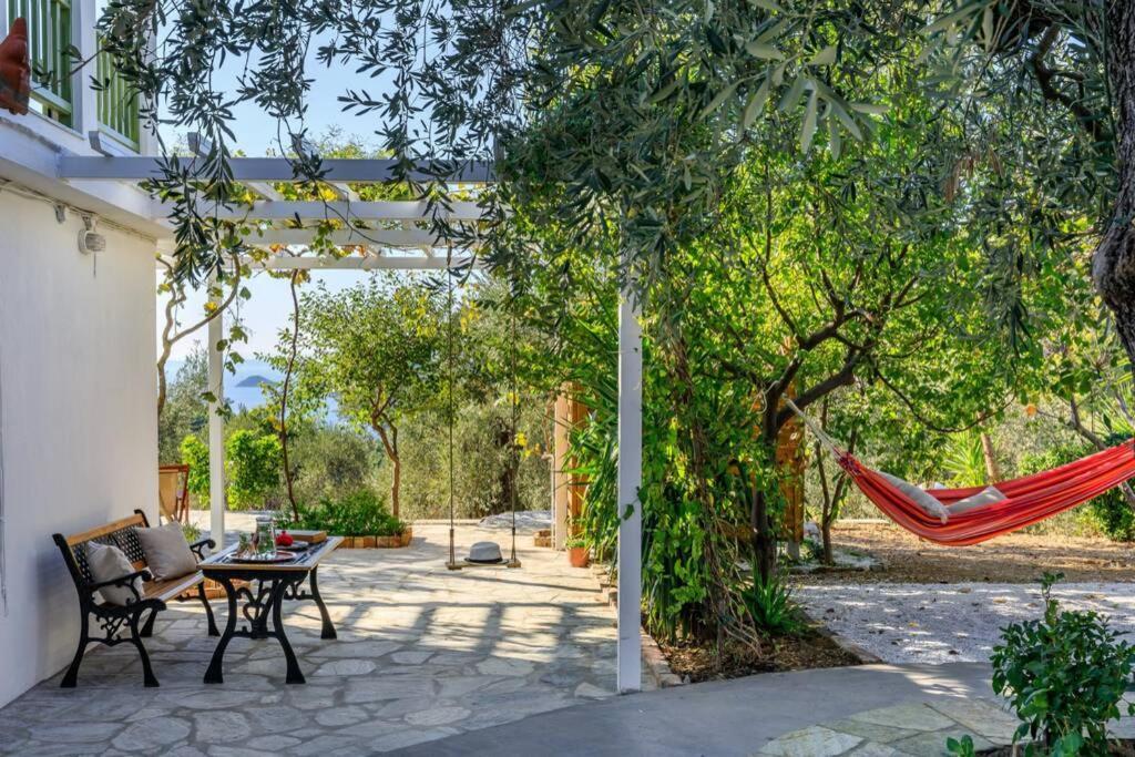 Nina-Myrtia Countryside House Skopelos Ditropo Exterior photo