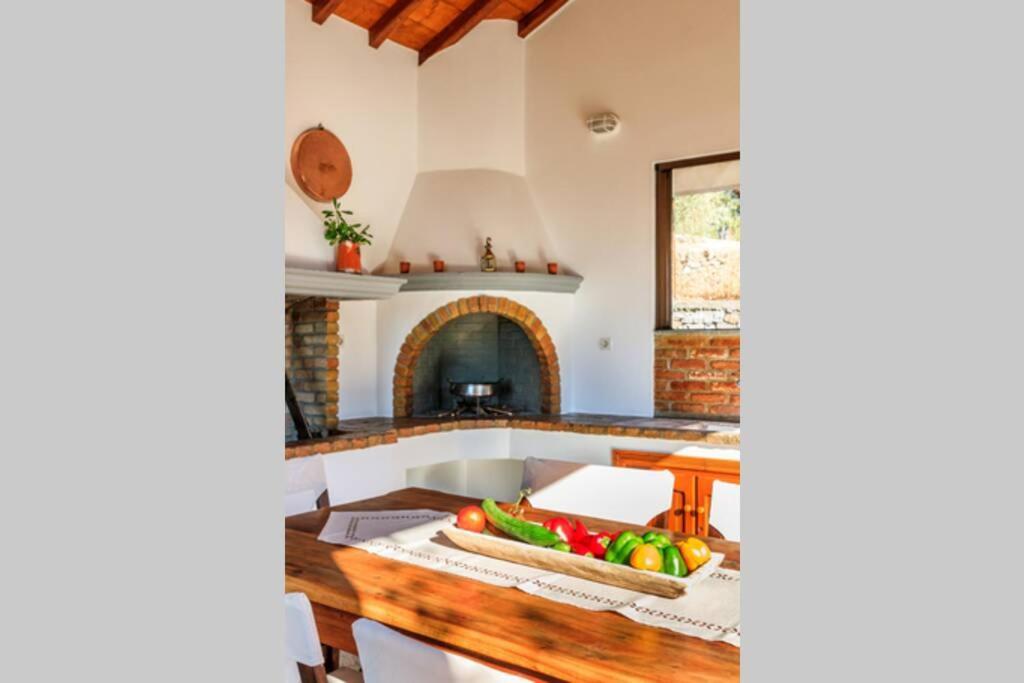 Nina-Myrtia Countryside House Skopelos Ditropo Exterior photo