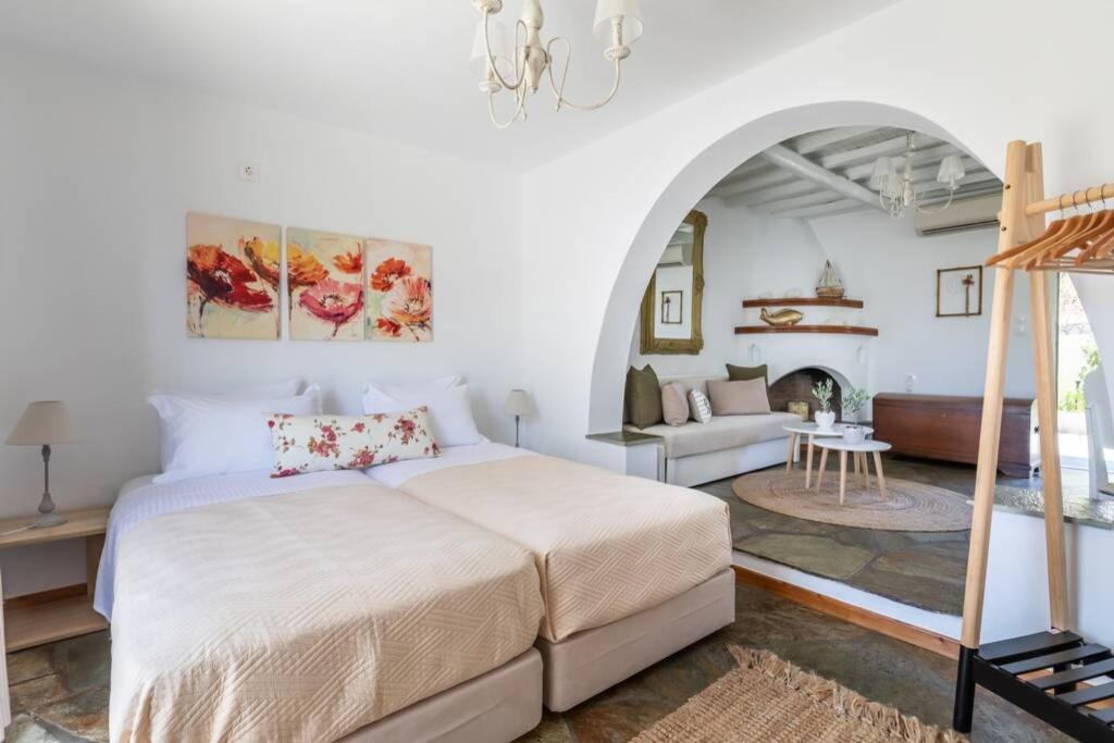 Nina-Myrtia Countryside House Skopelos Ditropo Exterior photo